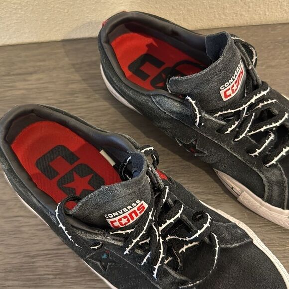 Converse One Star Pro Roses A01579C Black Red Suede Skateboard size‎ 5.5 mens - Picture 11 of 11